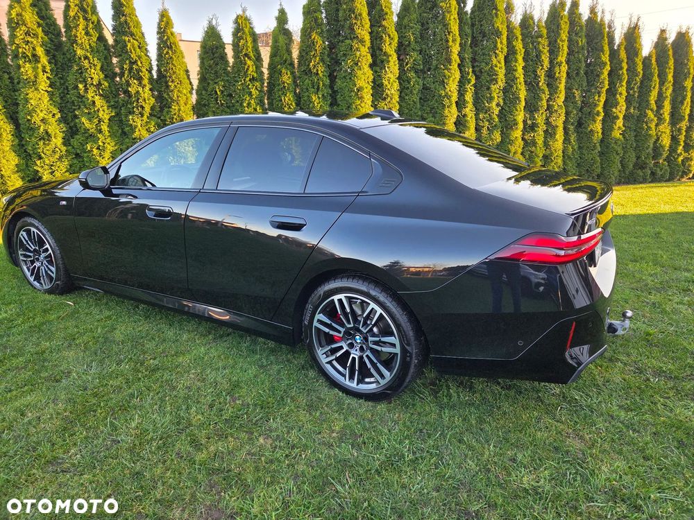 BMW Seria 5 520d xDrive - 15