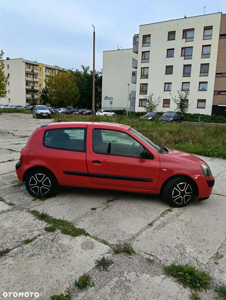 Renault Clio 1.4 Extreme - 2