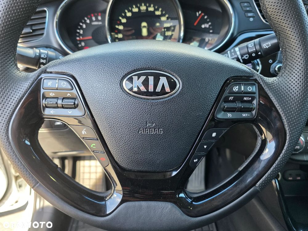 Kia Ceed 1.6 CRDi 128 Platinum Edition - 20