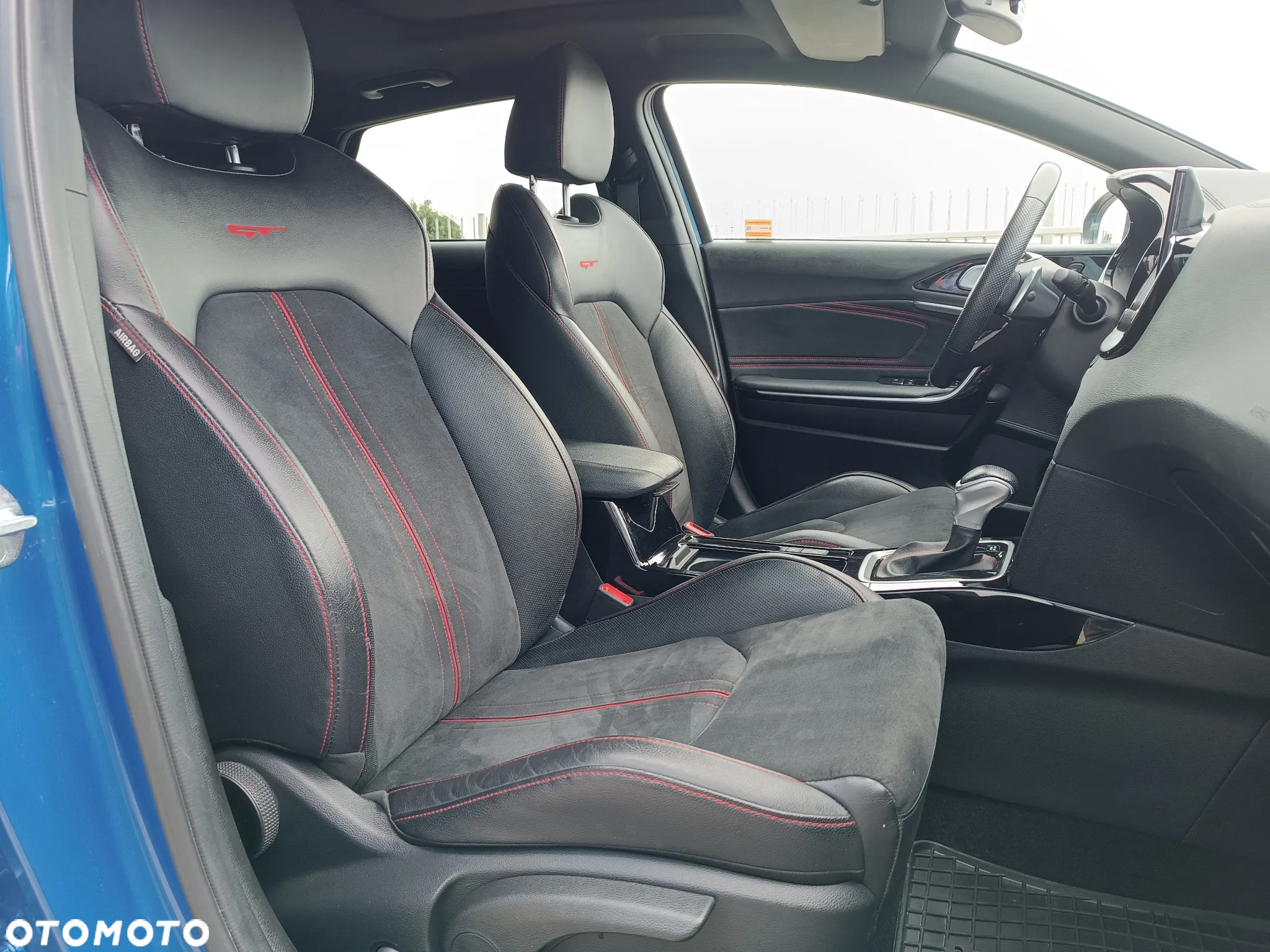 Kia ProCeed 1.6 T-GDI GT DCT - 14