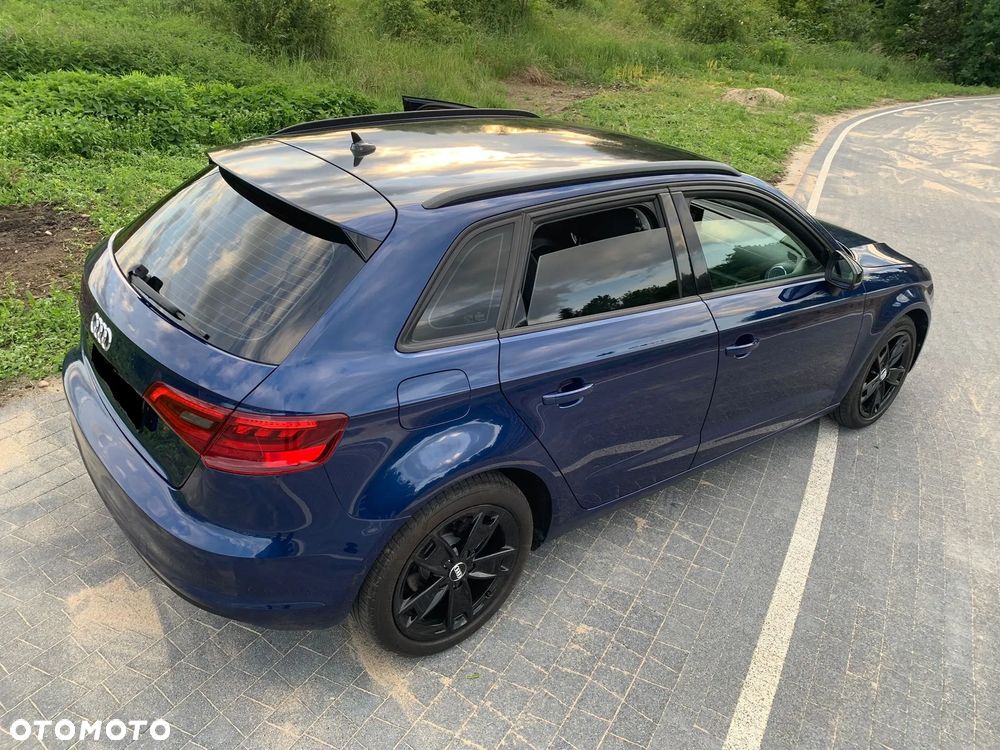 Audi A3 Sportback 1.6 TDI ultra Attraction - 11