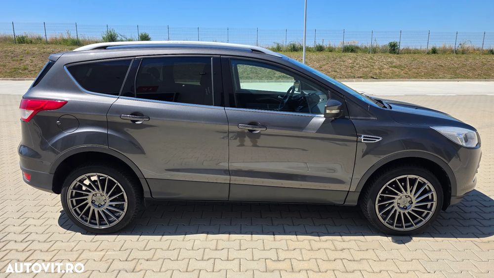 Ford Kuga - 9