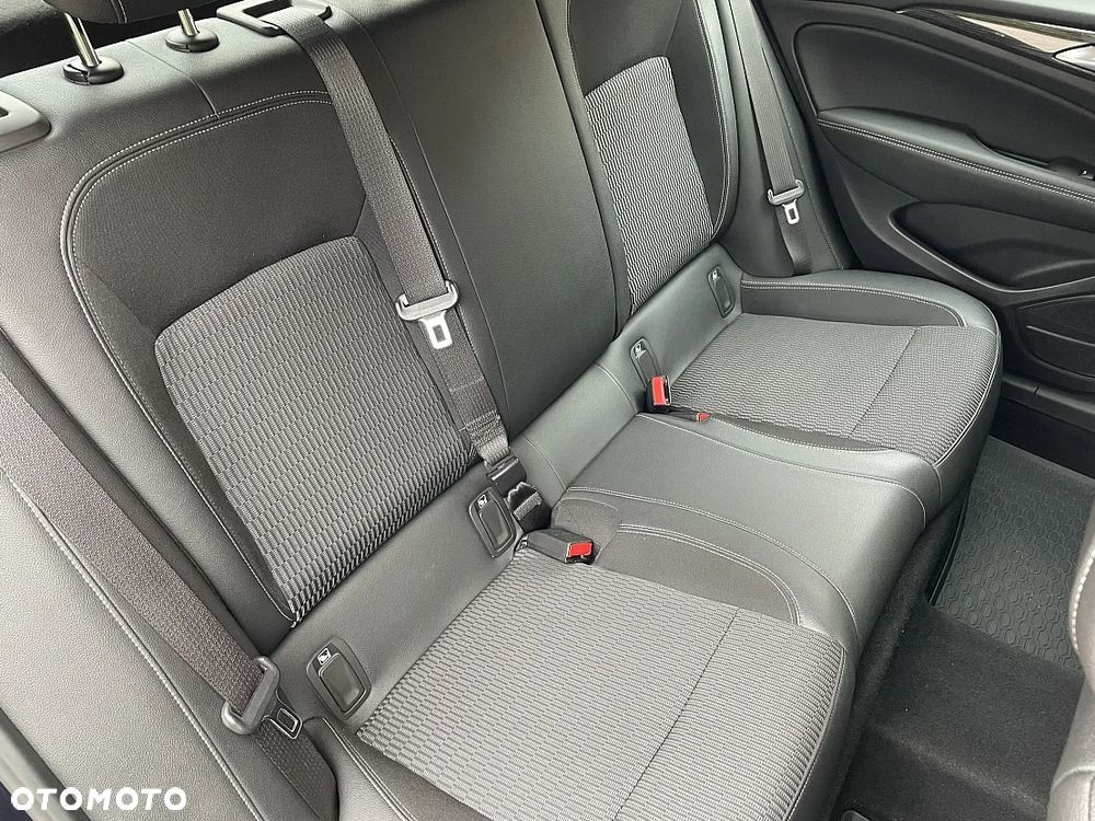 Opel Insignia 2.0 CDTI Innovation S&S - 24