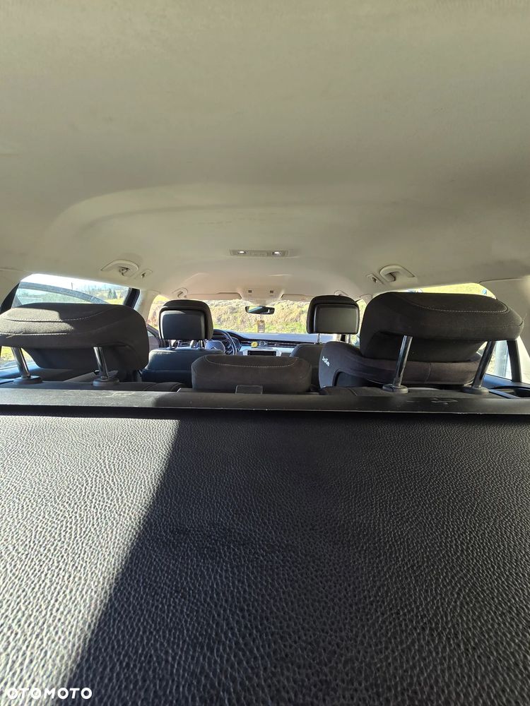 Volkswagen Passat 2.0 TDI SCR - 14