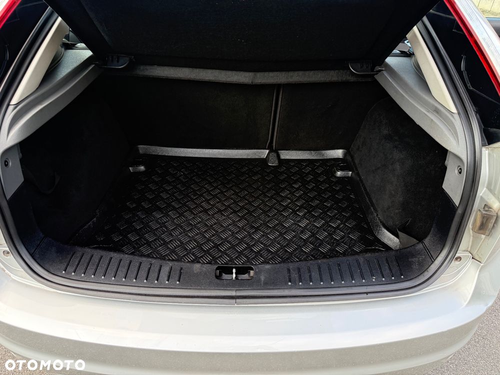 Ford Focus 1.6 TDCi Econetic - 24