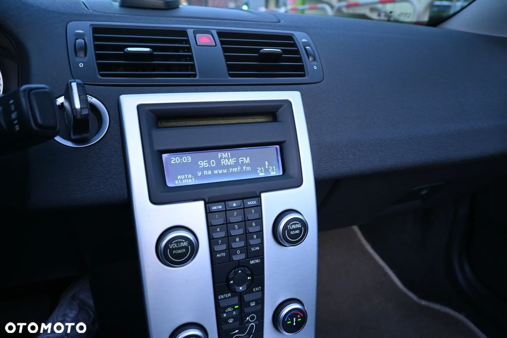 Volvo C70 2.0D Powershift Momentum - 34