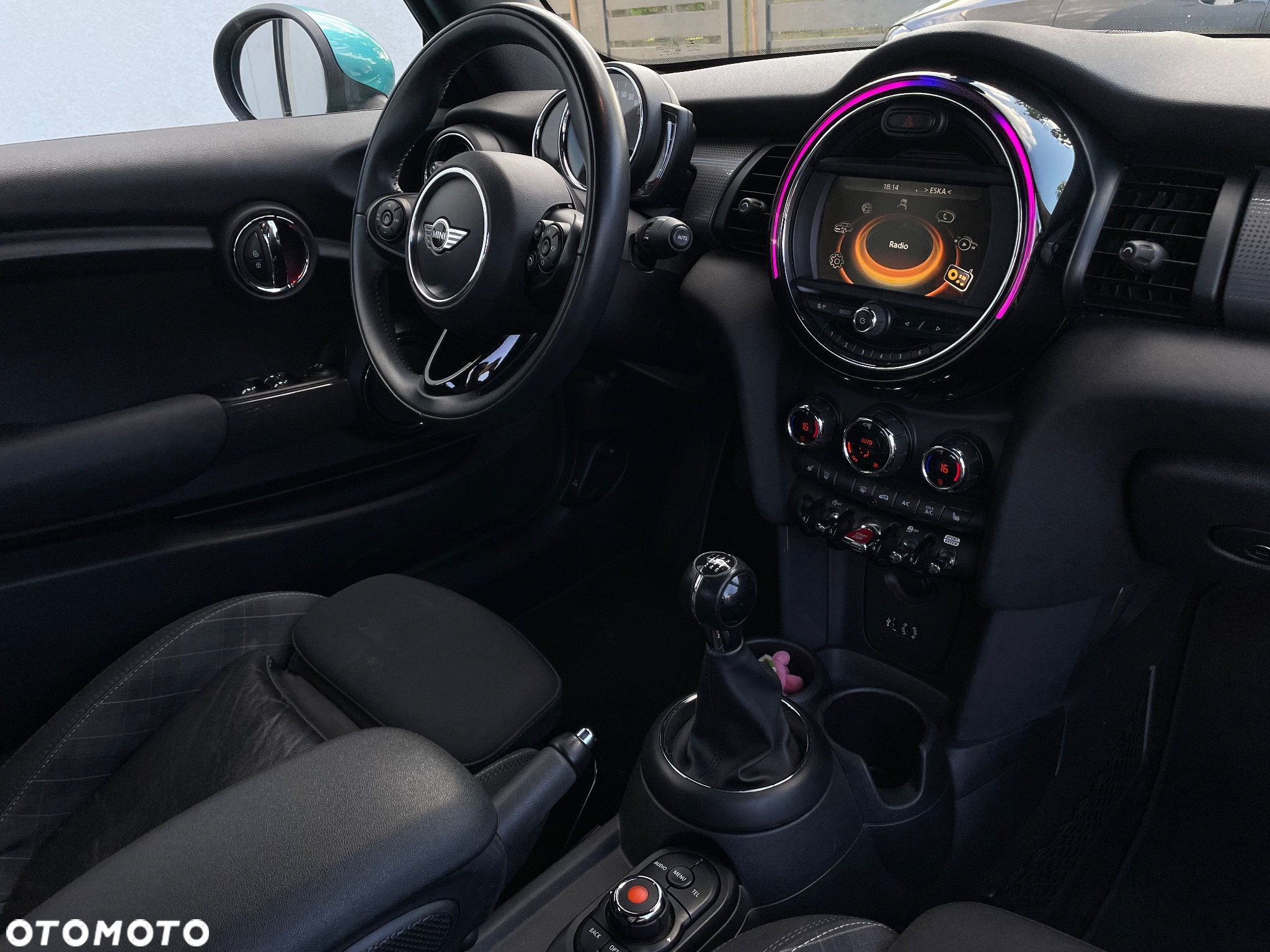 MINI Cooper Standard - 21