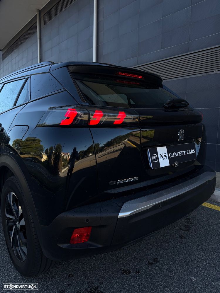 Peugeot e-2008 50 kWh Allure Pack - 5