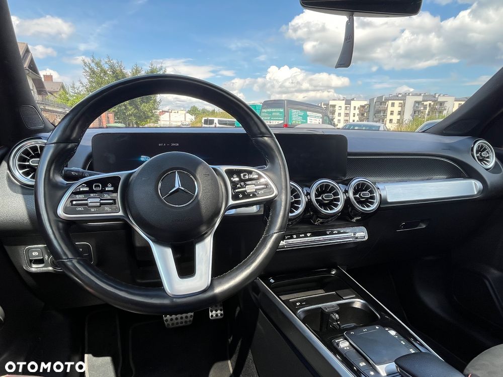 Mercedes-Benz GLB - 6