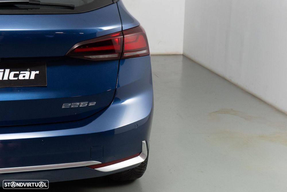 BMW 225xe Active Tourer e xDrive Line Luxury - 20