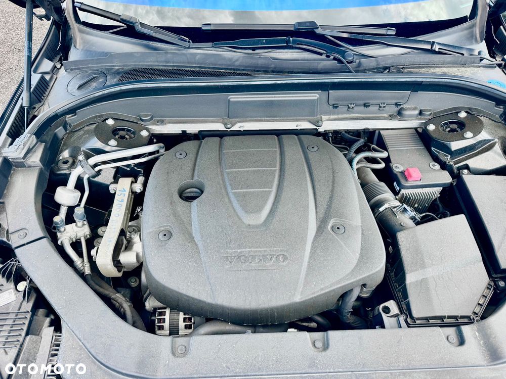 Volvo XC 60 D4 AWD Geartronic Momentum - 32