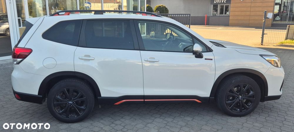 Subaru Forester 2.0 i Exclusive Special (EyeSight) Lineartronic - 8