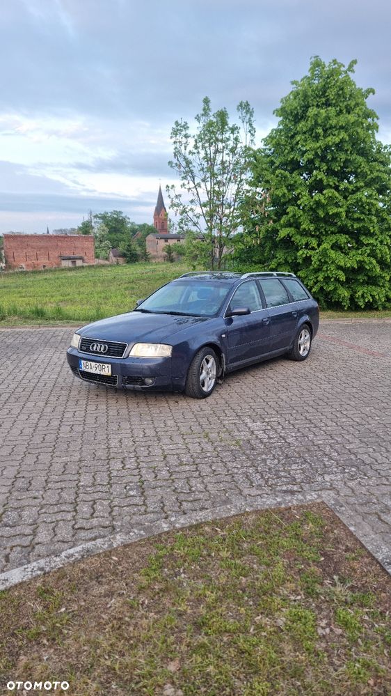 Audi A6 Avant - 1