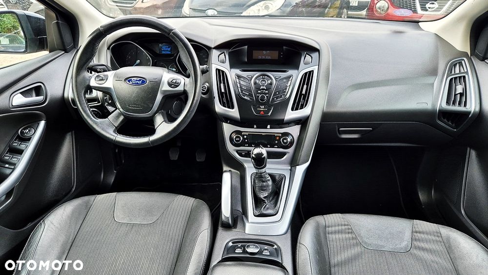 Ford Focus 1.6 Titanium - 36
