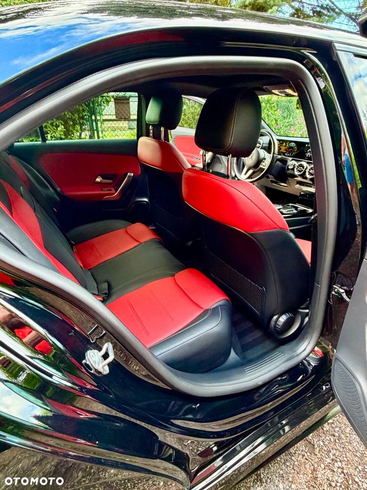 Mercedes-Benz Klasa A 220 4Matic 7G-DCT AMG Line - 15