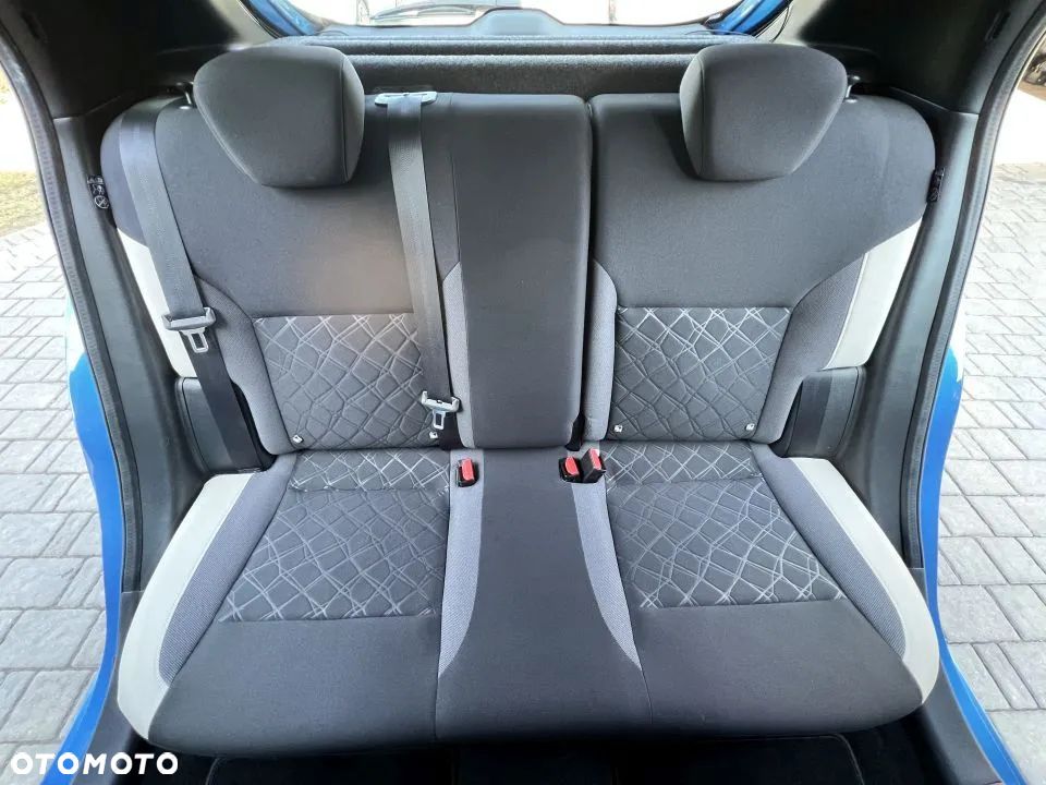 Nissan Micra 1.0 Acenta - 10