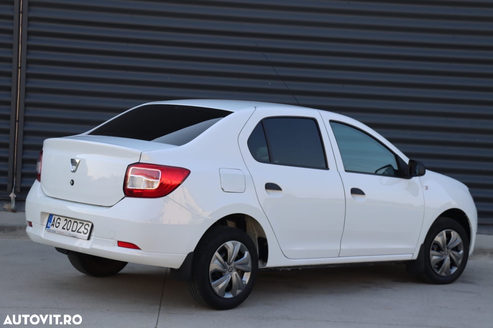 Dacia Logan MCV 1.5 dCi 90 CP Laureate - 8