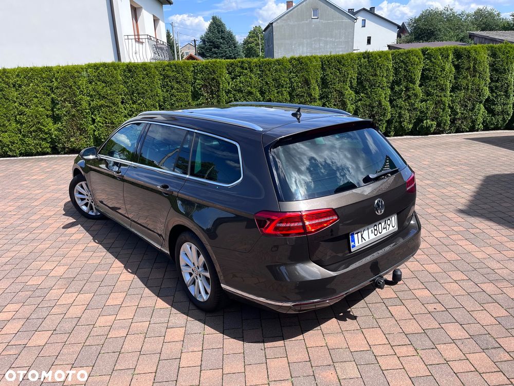 Volkswagen Passat 2.0 TDI (BlueMotion Technology) DSG Highline - 37