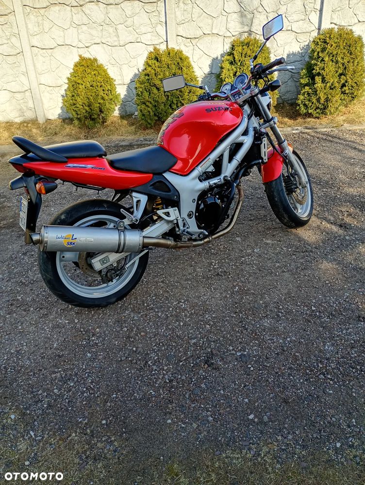 Suzuki SV - 12