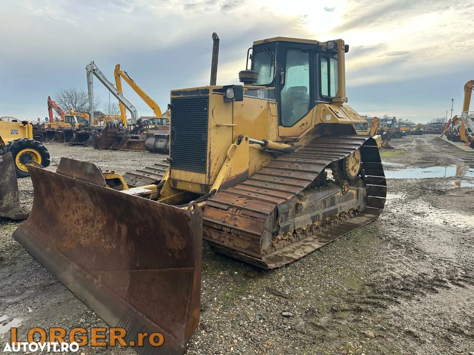 Caterpillar D6M LGP - 1