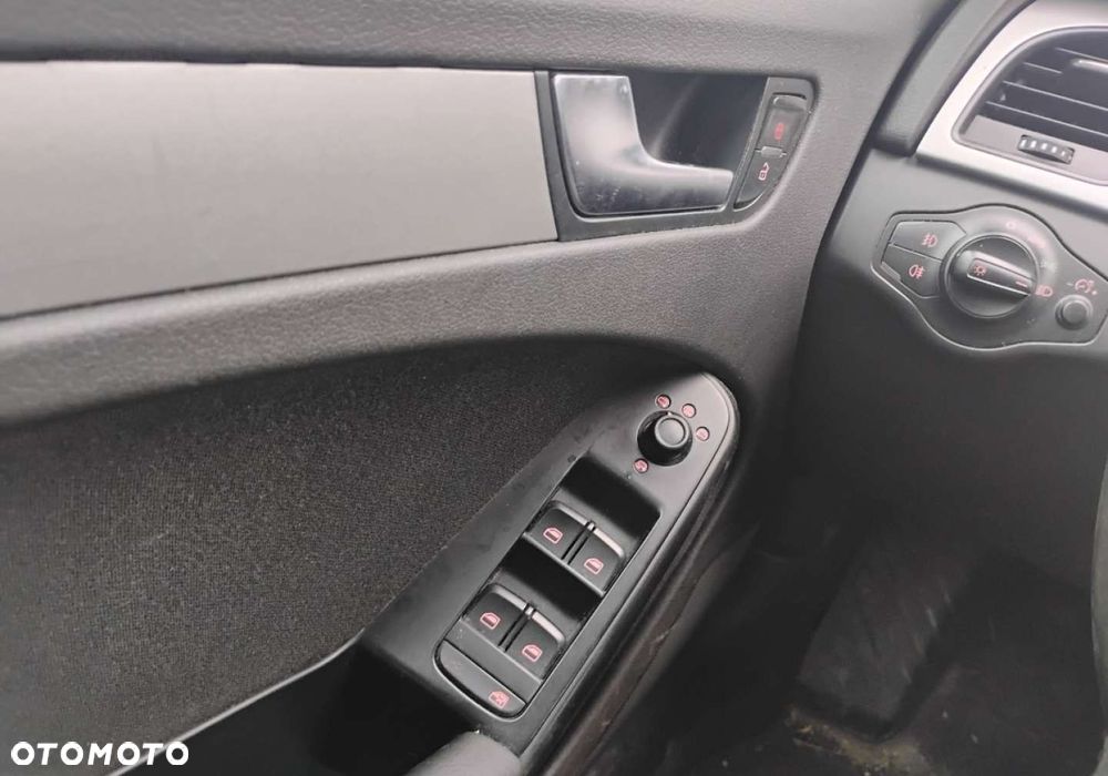 Audi A4 Avant - 11