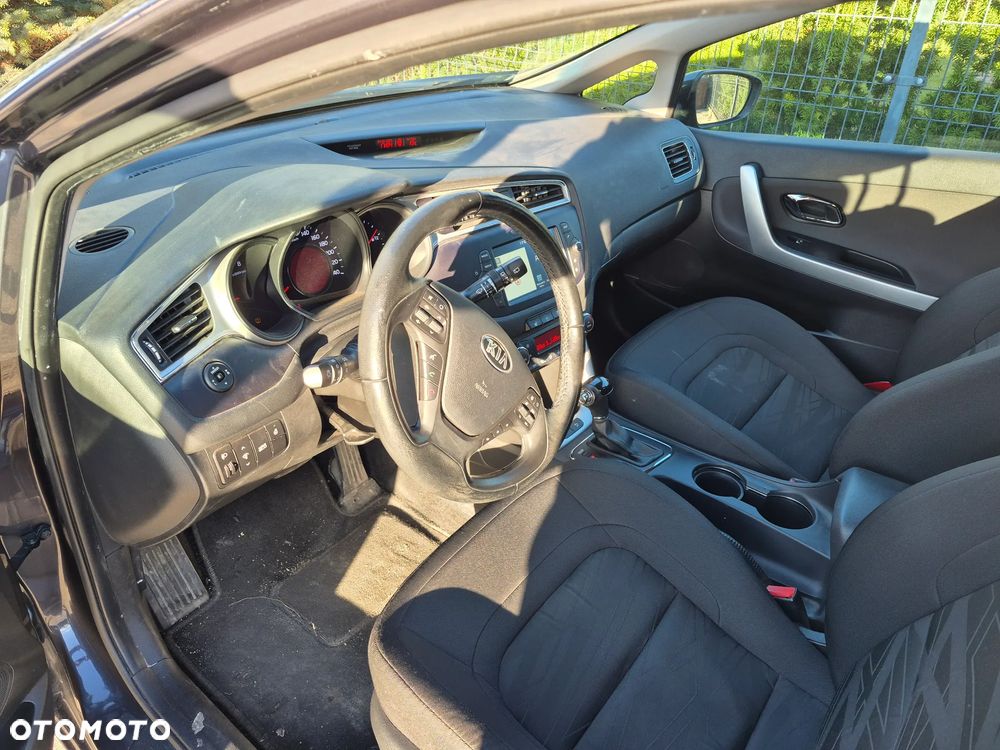 Kia Ceed 1.6 GDI L Business Line DCT - 6