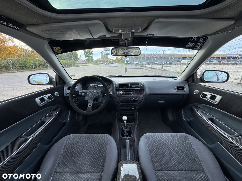 Honda Civic 1.6i LS - 20