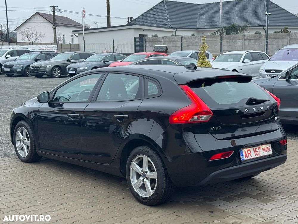 Volvo V40 - 9