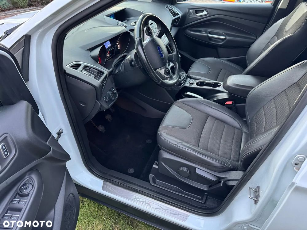 Ford Kuga - 6