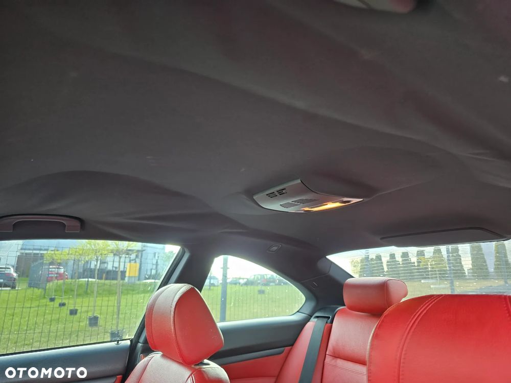 BMW Seria 3 325i - 14
