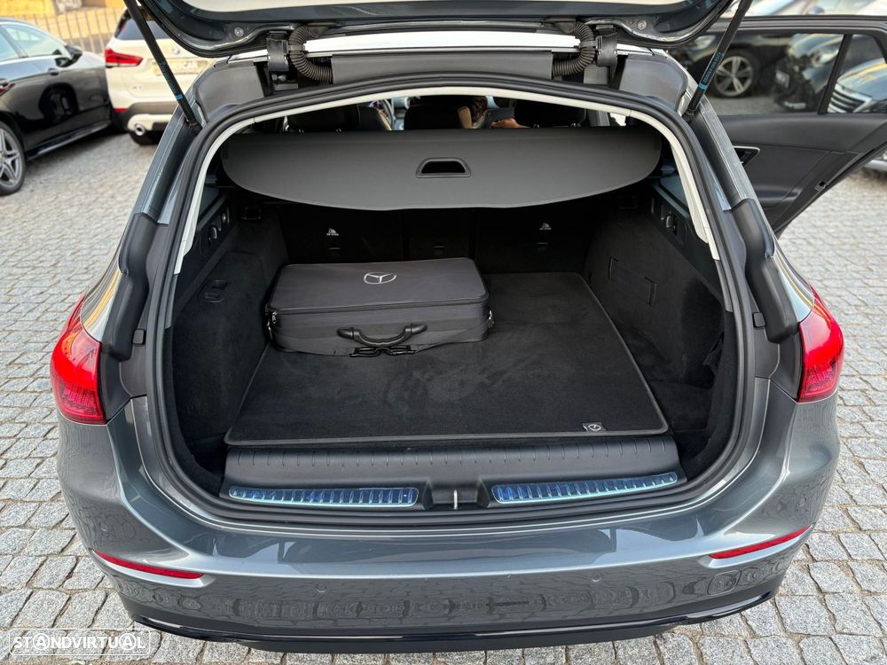 Mercedes-Benz C 300 e Avantgarde - 52