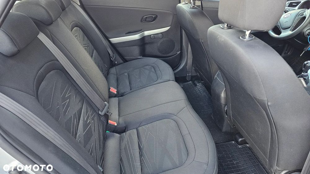 Kia Ceed 1.4 CRDi S - 10