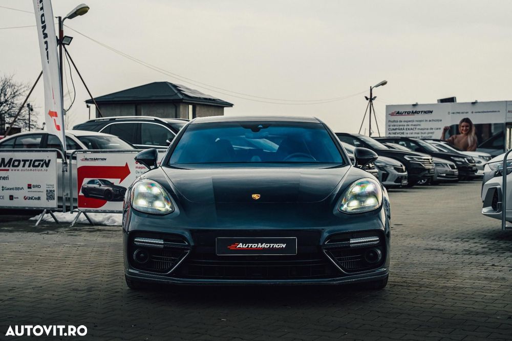 Porsche Panamera - 17