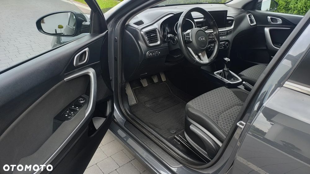 Kia Ceed 1.4 L - 28