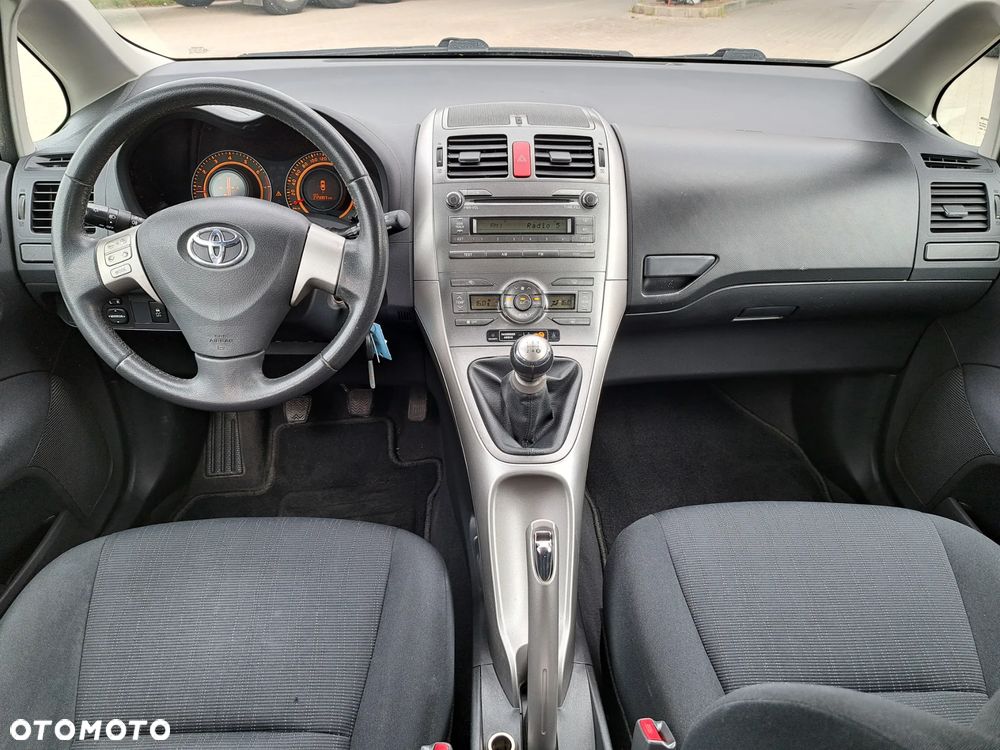 Toyota Auris 1.4 VVT-i Sol - 20
