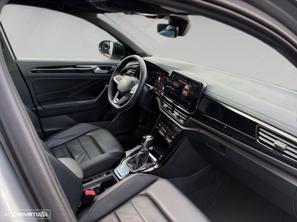 VW T-Roc 1.5 TSI R-Line DSG - 15