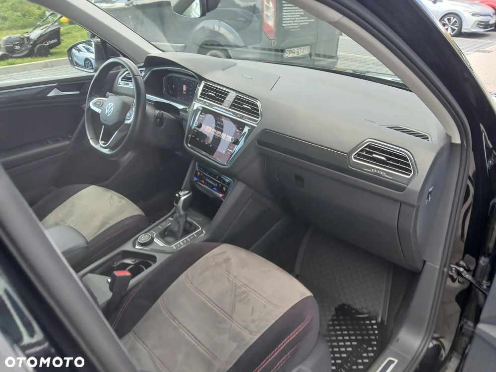 Volkswagen Tiguan 2.0 TSI 4Mot Elegance DSG - 17