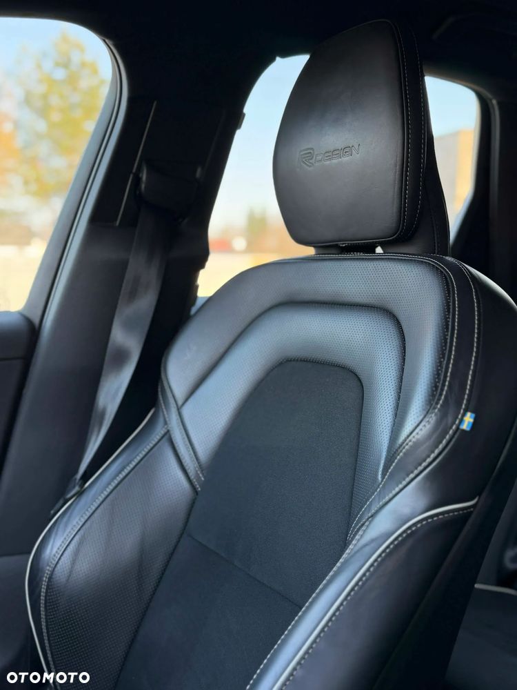 Volvo XC 60 D4 R-Design - 13