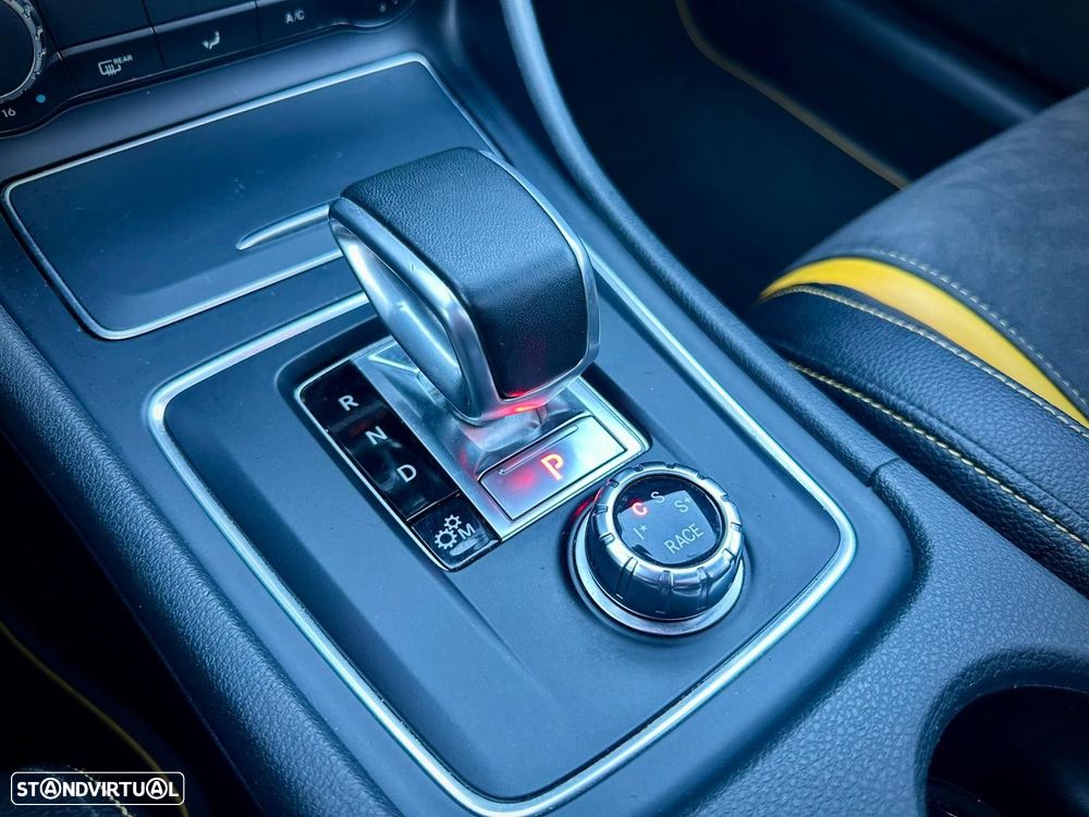 Mercedes-Benz CLA 45 AMG - 24