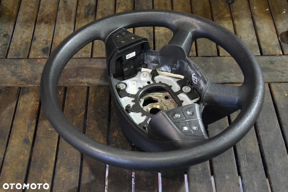 Mercedes A-Klasa W169 B W245 Kierownica 4-ramienna multifunkcja b.ładna - 3