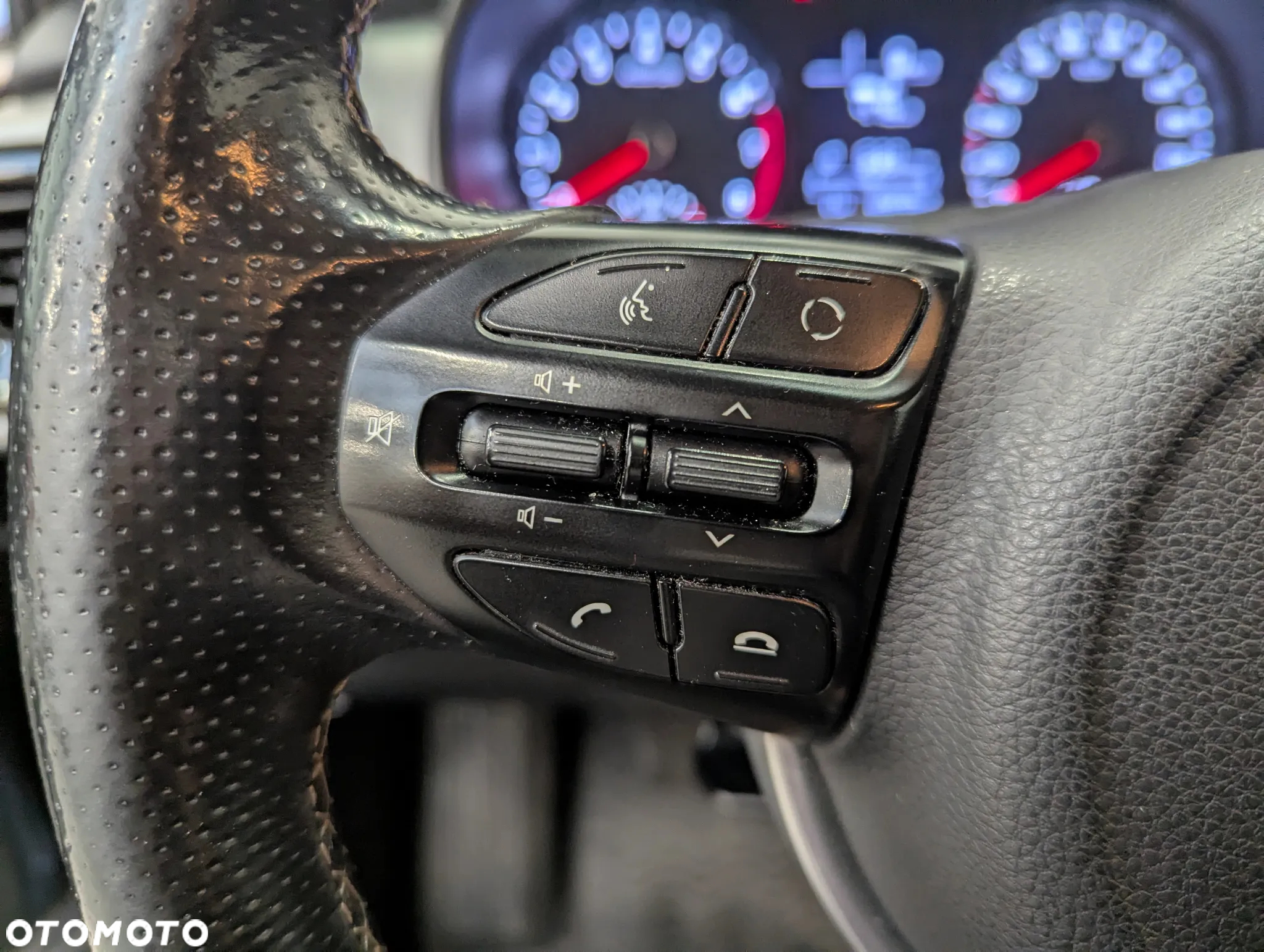 Kia Stonic 1.0 T-GDI L - 16