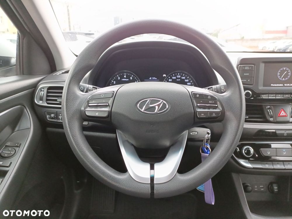 Hyundai i30 1.4 Classic + - 16