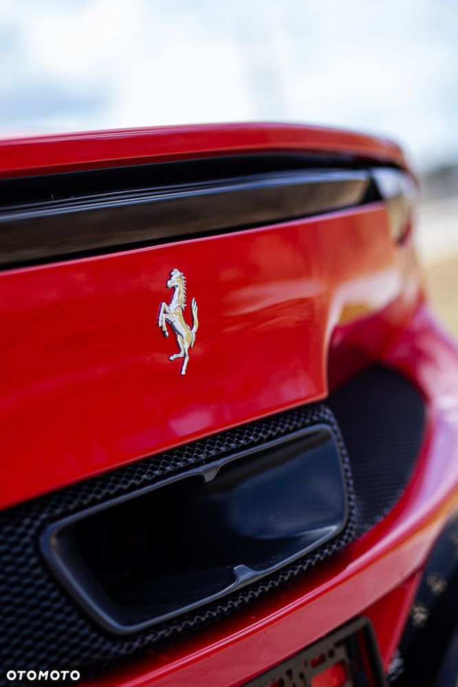 Ferrari 296 GTB - 22