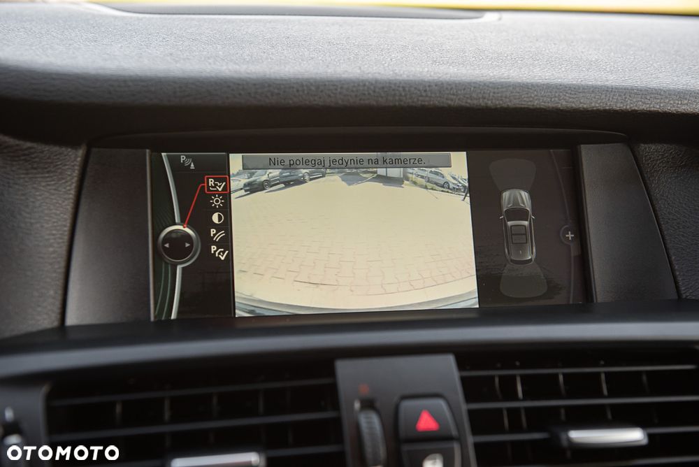 BMW X3 xDrive20d - 23