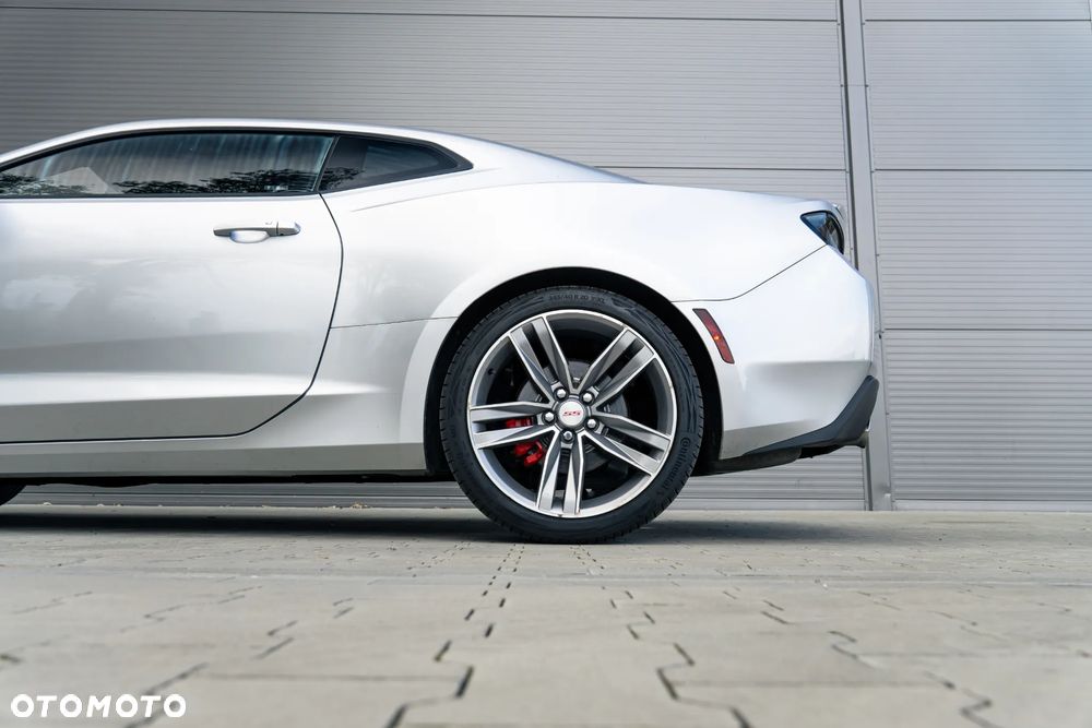 Chevrolet Camaro 2.0 - 10