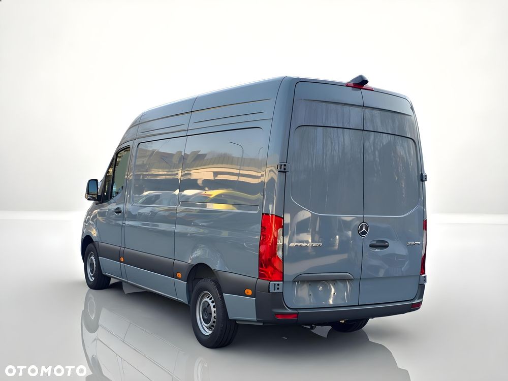Mercedes-Benz Sprinter 315 Furgon - 9