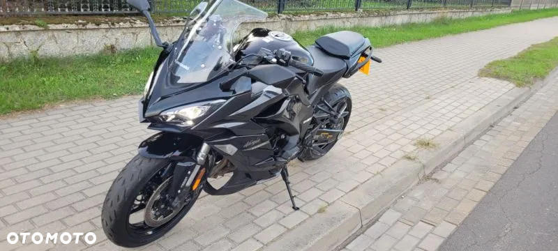Kawasaki Ninja 1000 SX - 5