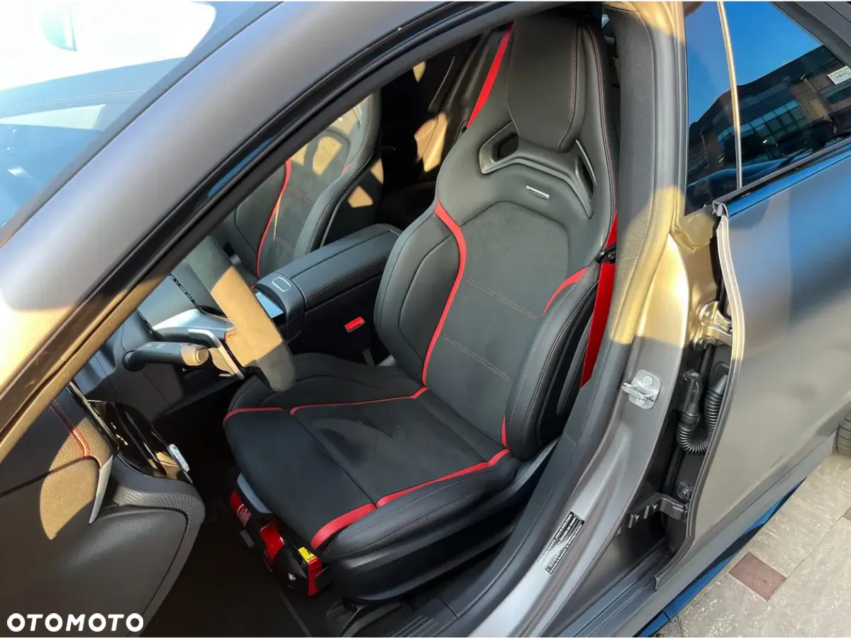 Mercedes-Benz CLA AMG 35 4-Matic 7G-DCT - 5