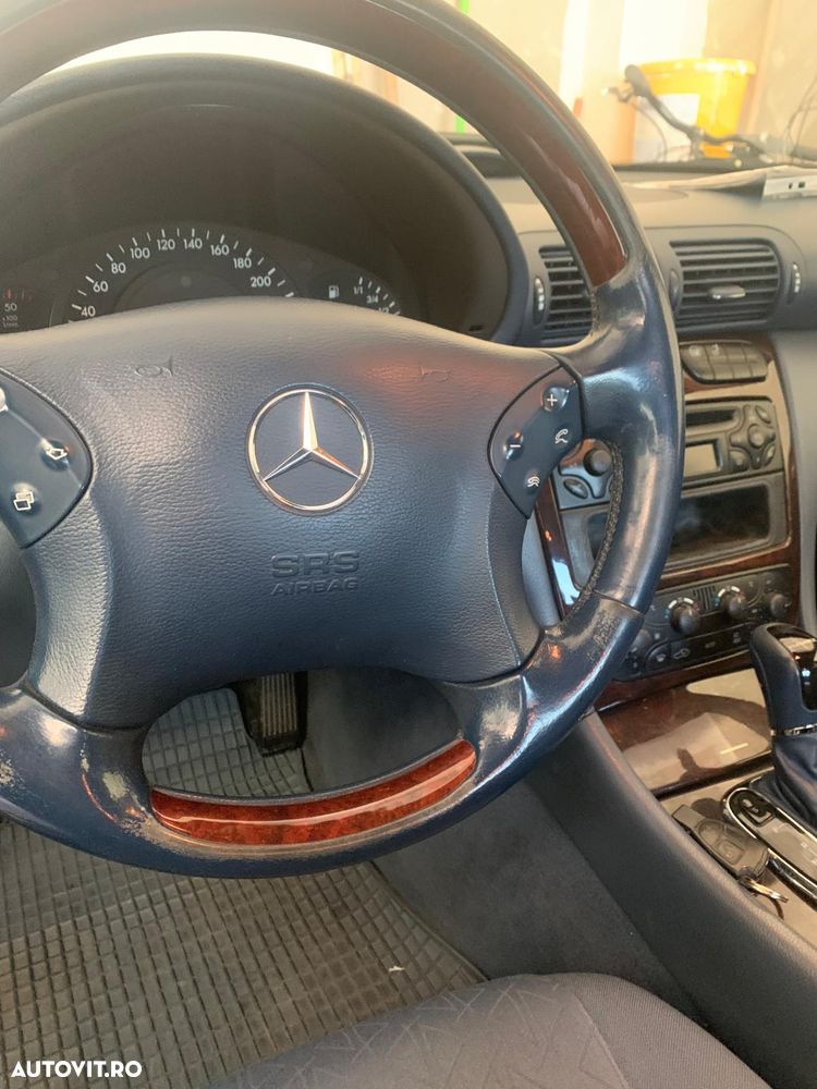 Mercedes-Benz C - 9
