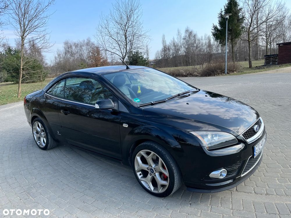 Ford Focus 2.0 16V Titanium - 17